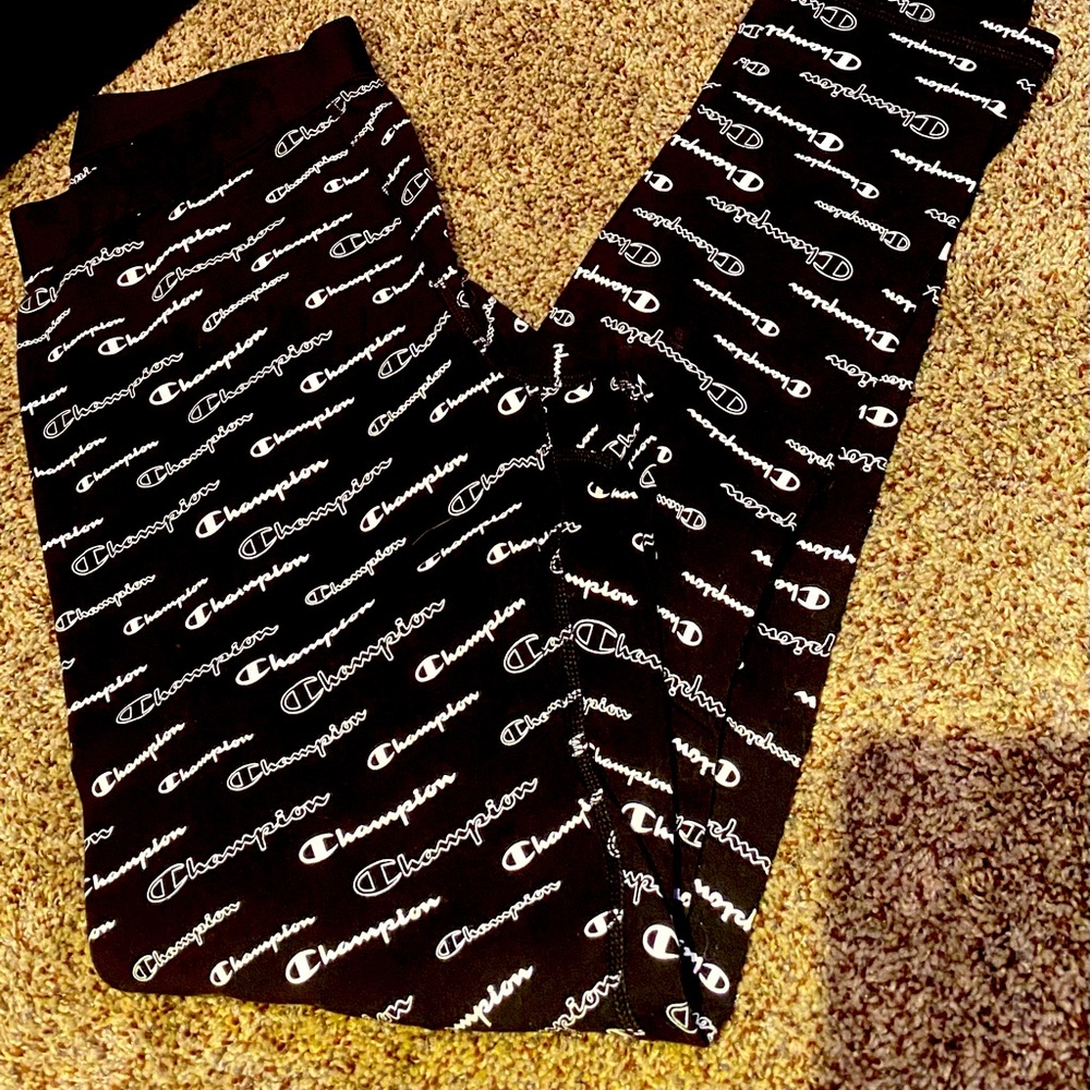 Woman’s champion leggings large